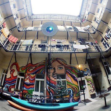 Dbc Hostel Budapest Exterior photo